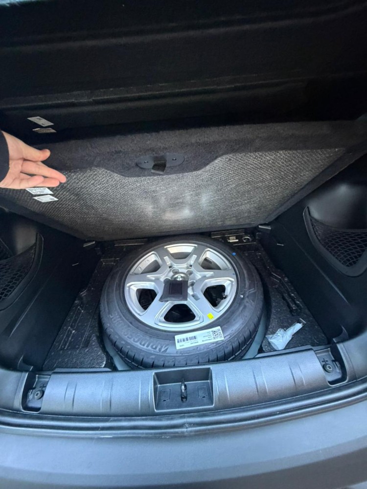 Jeep RENEGADE Sport 1.3 — foto 2